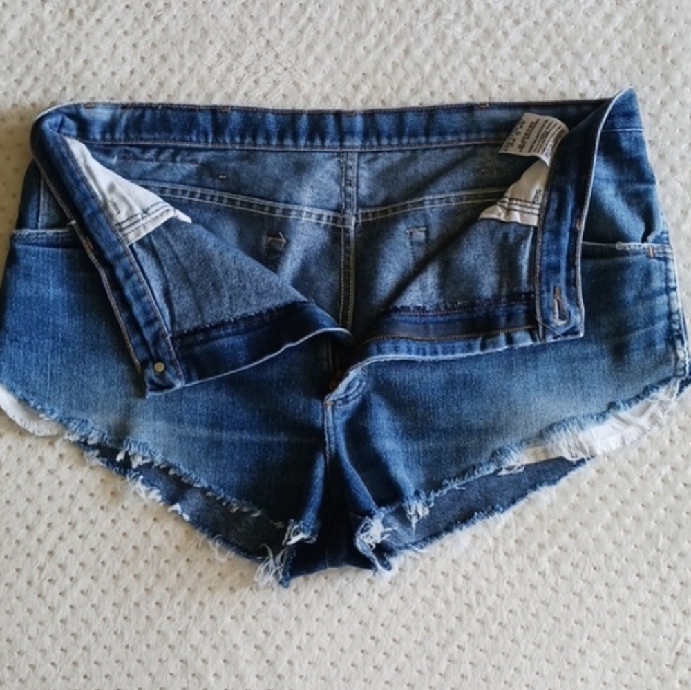 Wrangler Vintage Custom Denim Jean Cut-Off Shorts